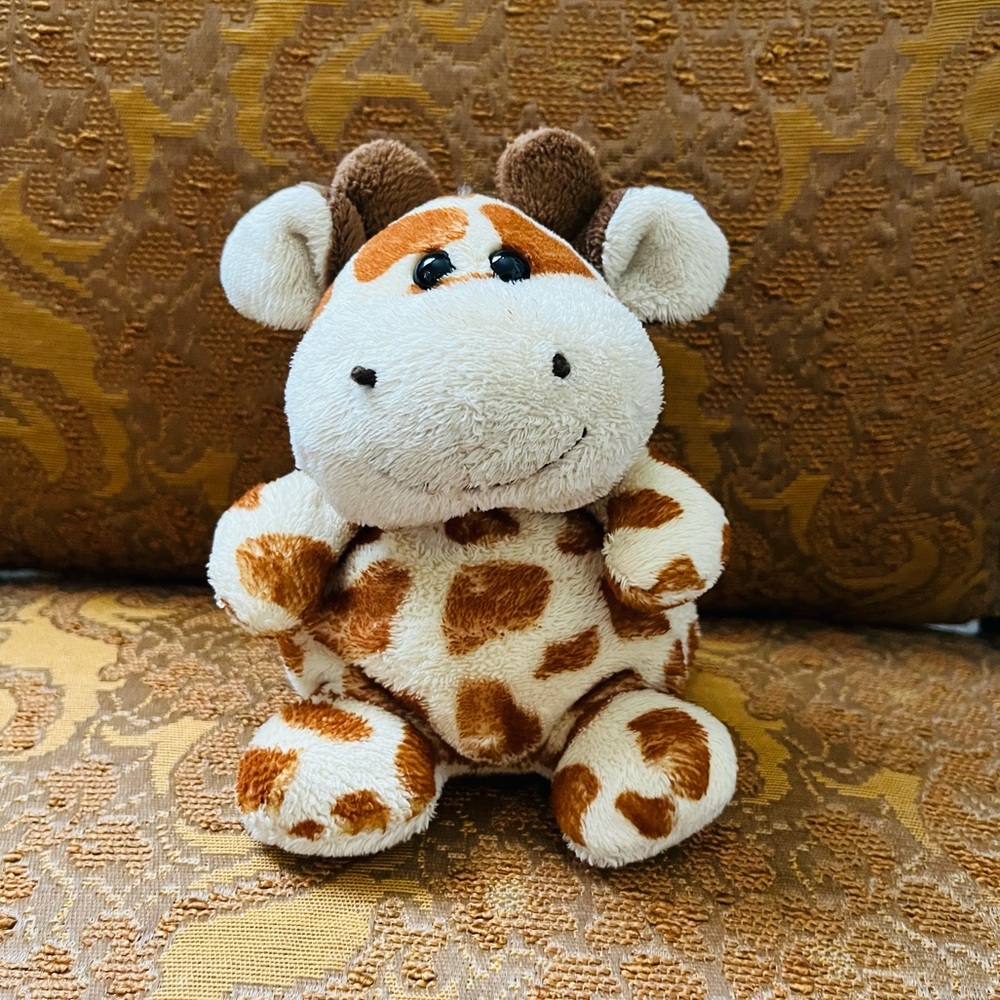 🦒Cuddly Giraffe Plush